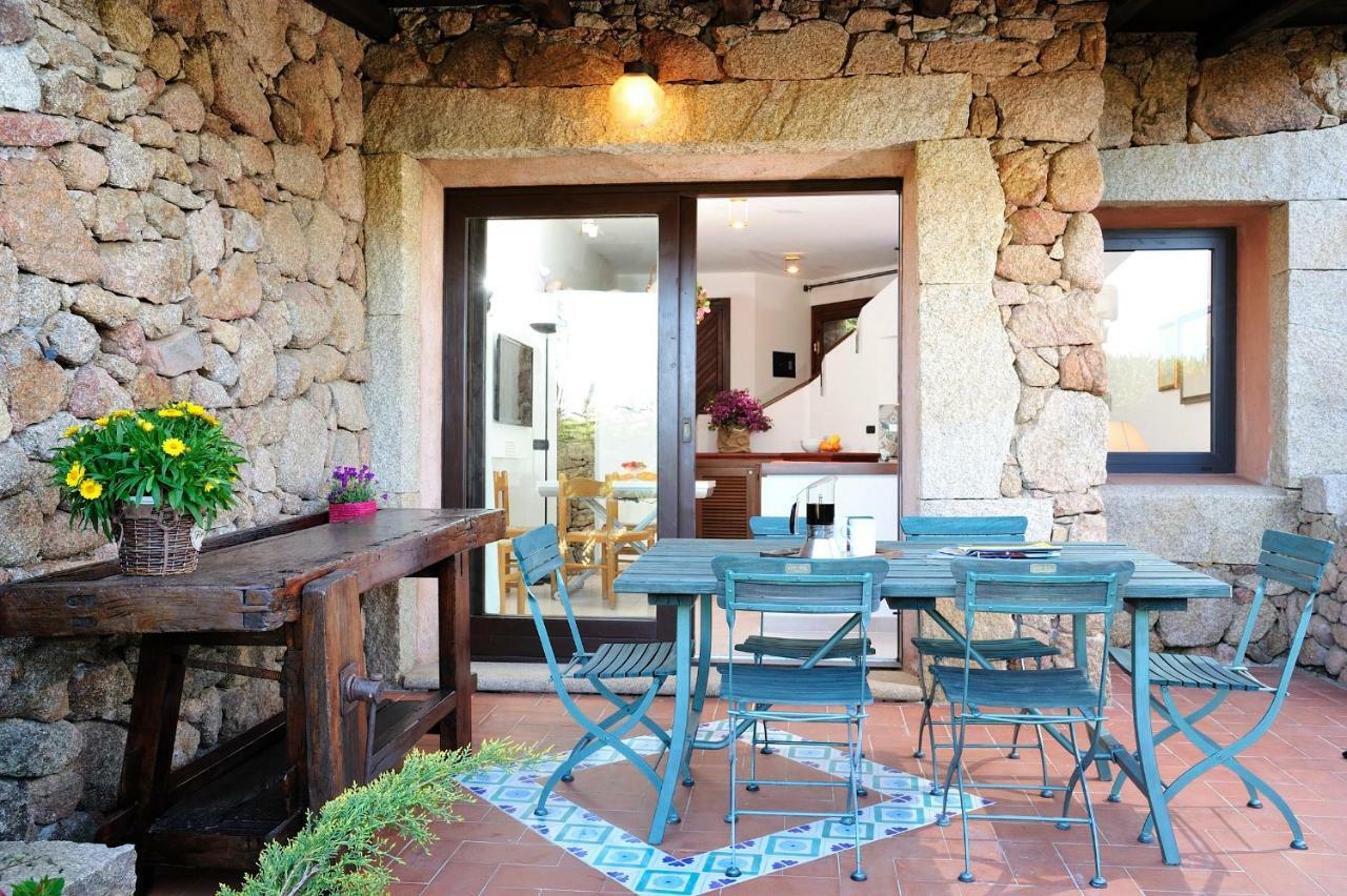 Residence L'Ea Di Lavru - Appartamenti Mono-Bilo-Trilocali Loiri Porto San Paolo Exterior foto
