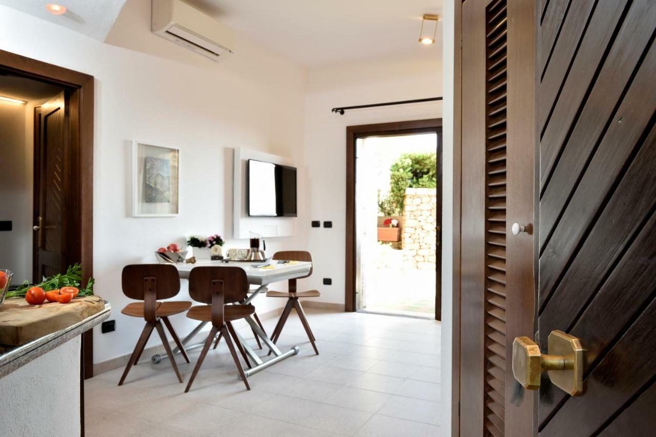 Residence L'Ea Di Lavru - Appartamenti Mono-Bilo-Trilocali Loiri Porto San Paolo Exterior foto